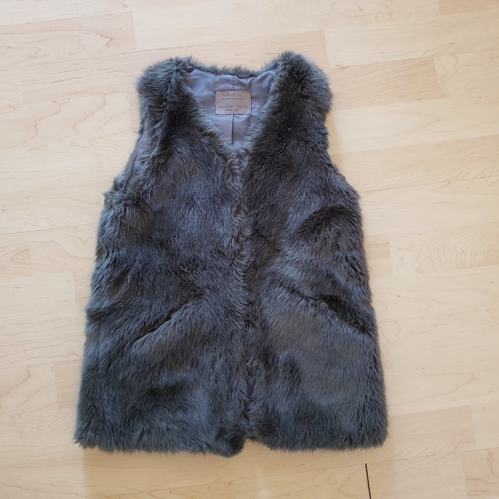 Zara Girls Fashion Faux Fur Vest